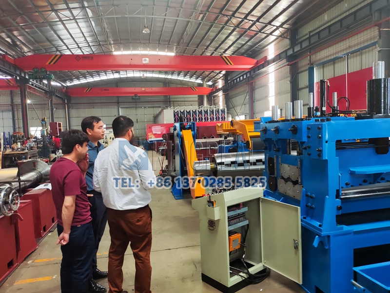 BRUTE Indian Customer Visit Slitting Machine Factory