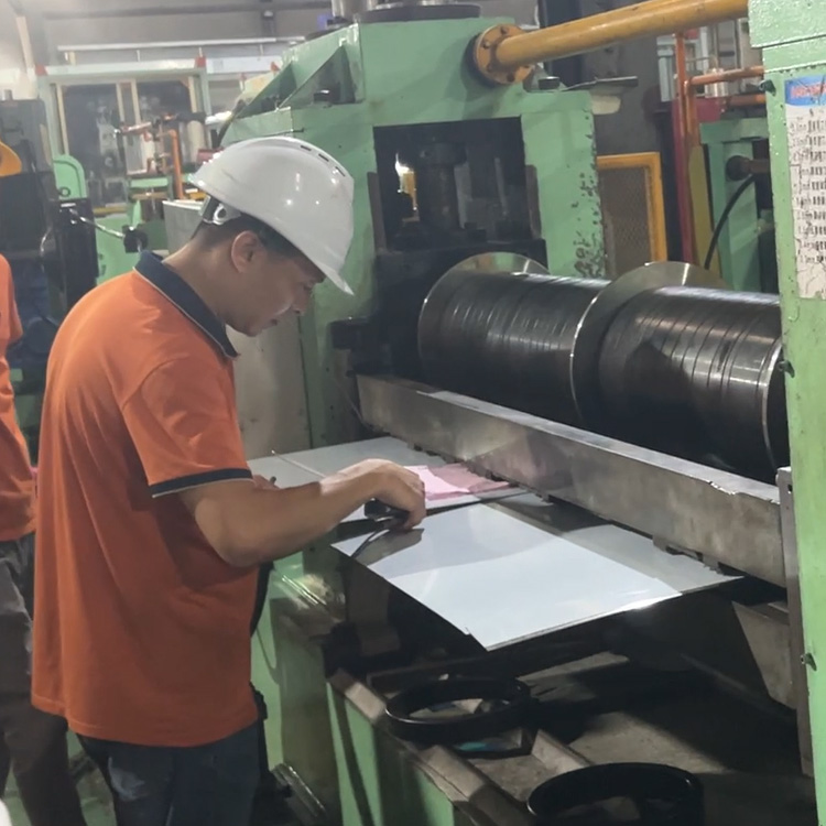 cr steel slitting machine