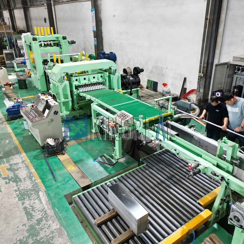 How to operate the steel cut to length machine safely?